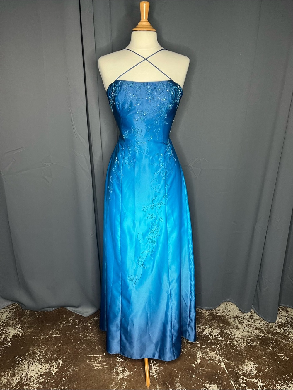 Jump Apparel Sz 7 Y2K Style Embellished Royal Electric Blue Satin Gown.